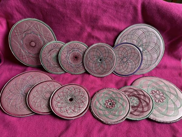 ITH Stickdatei Untersetzer und Glasabdeckung Spiro